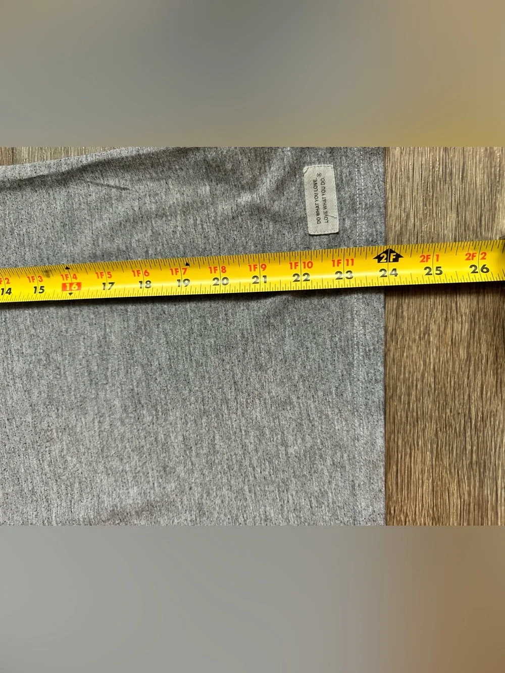 Life Is Good Women’s Gray Camper Graphic T-Shirt Size S Casual Short Sleeve Tee - Picture 6 of 7